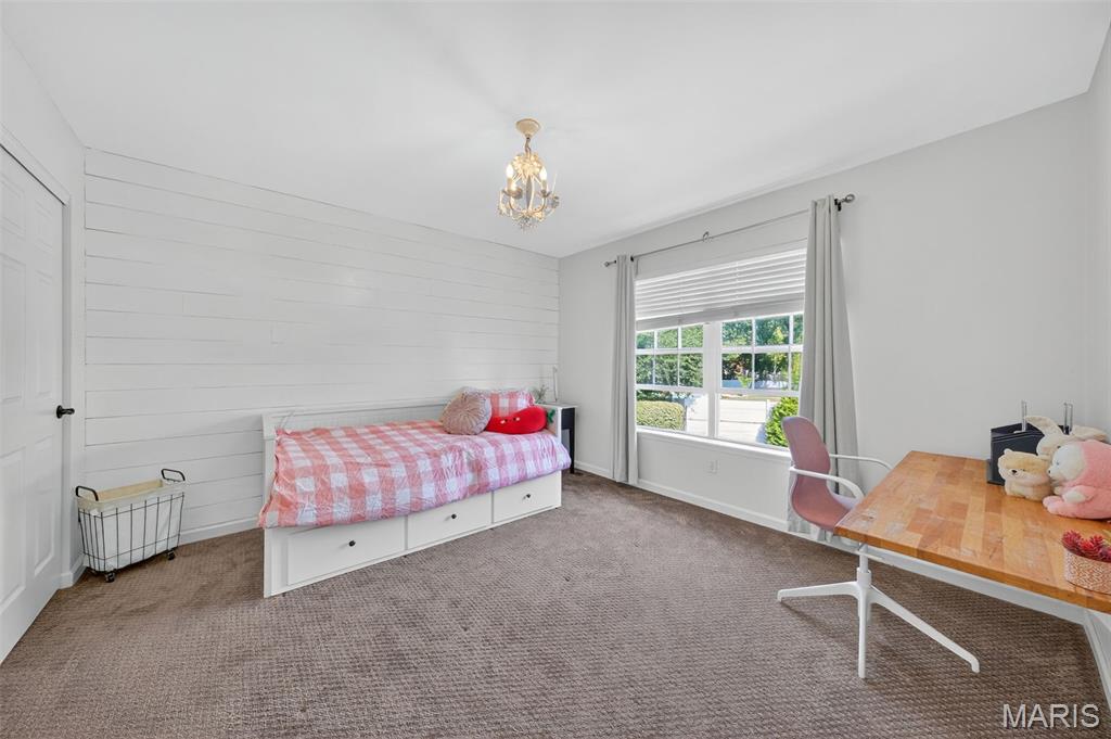 Twin Estates At Meadowbrook - Residential