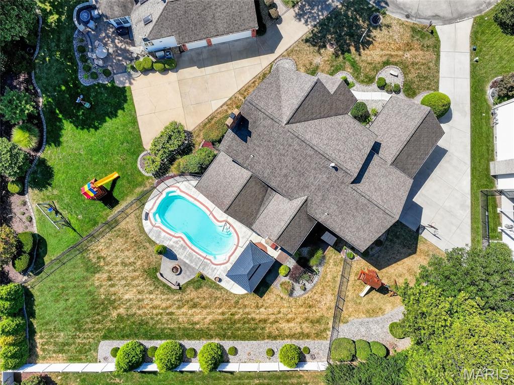 15575 Meadowbrook Circle Lane
