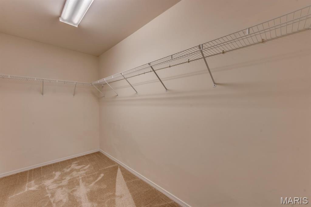 Stoney Mountain Village - Residential Lease