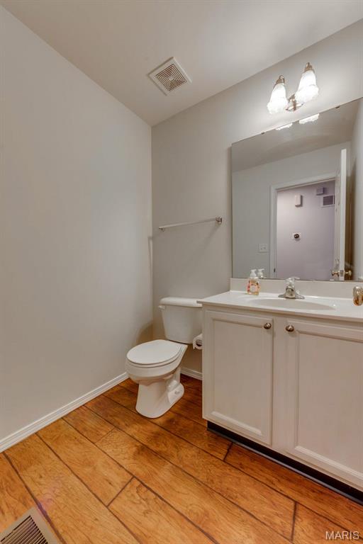 Stoney Mountain Village - Residential Lease