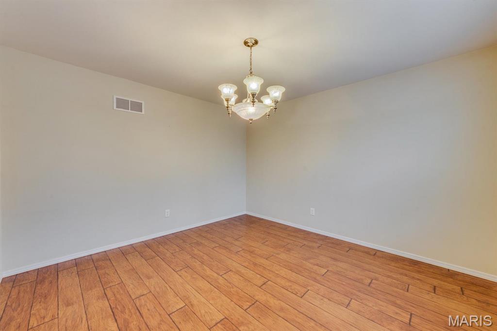 Stoney Mountain Village - Residential Lease