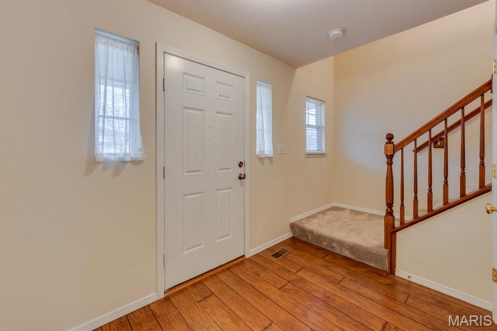 Stoney Mountain Village - Residential Lease