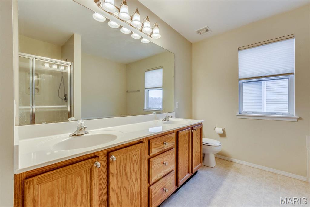 Stoney Mountain Village - Residential Lease