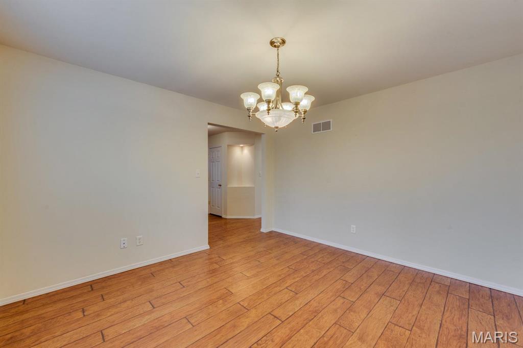 Stoney Mountain Village - Residential Lease