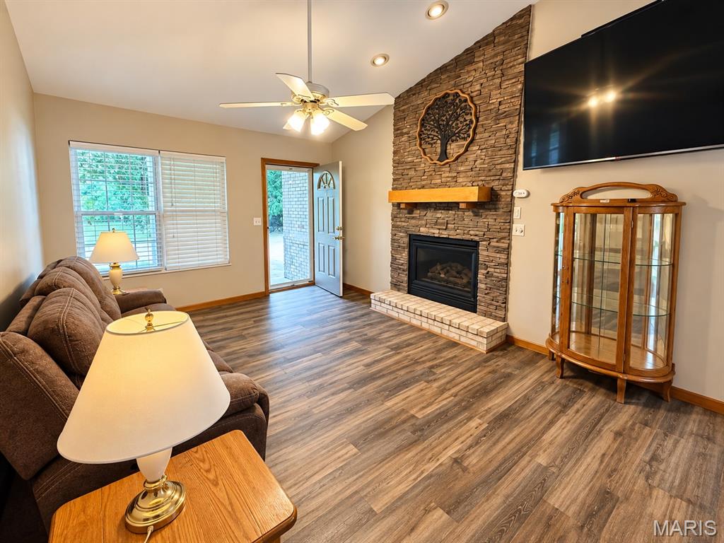 720-722 Brittany Court
