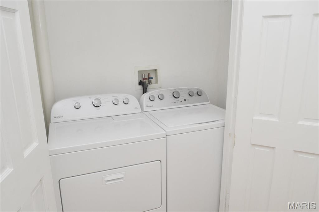 King Bee Lofts - Residential Lease
