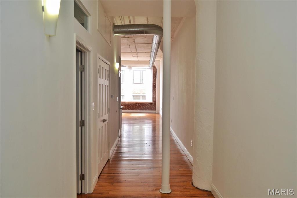 King Bee Lofts - Residential Lease