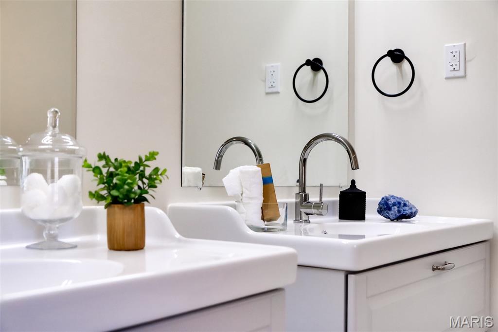 Parc Argonne Forest Second Add - Residential