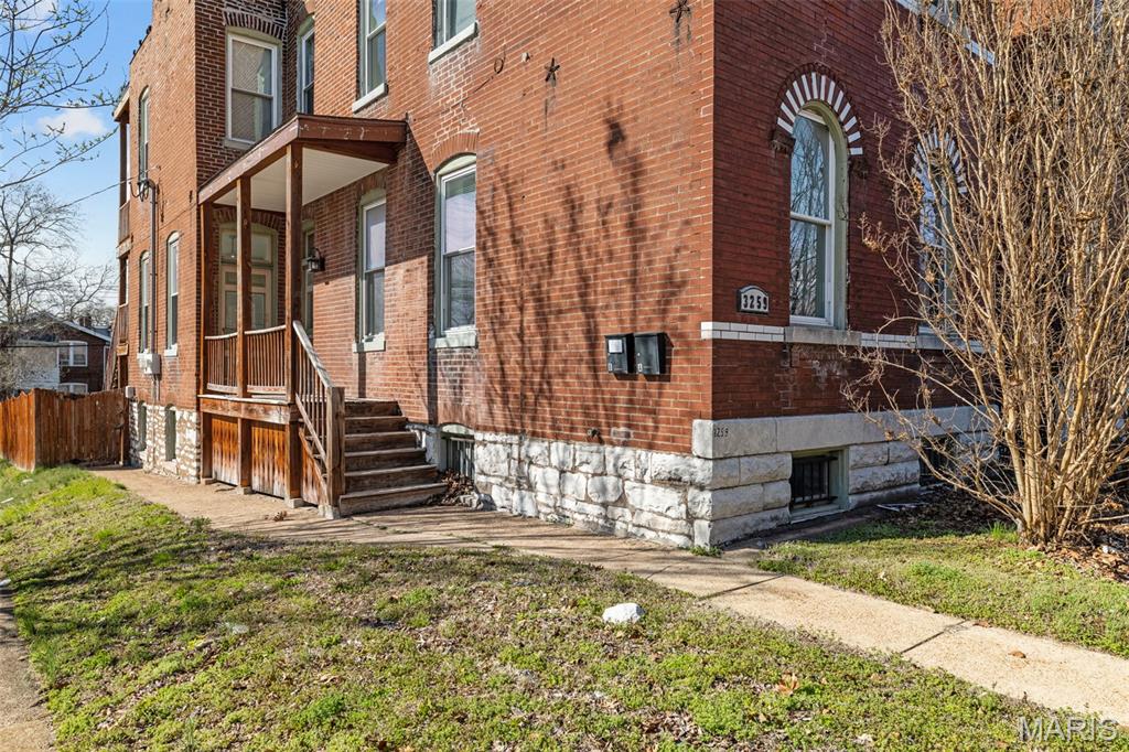 St Louis Commons Add - Residential Income