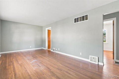 Tiny photo for 928 Poinsetta Lane, Kirkwood, MO 63122 (MLS # 26057060)