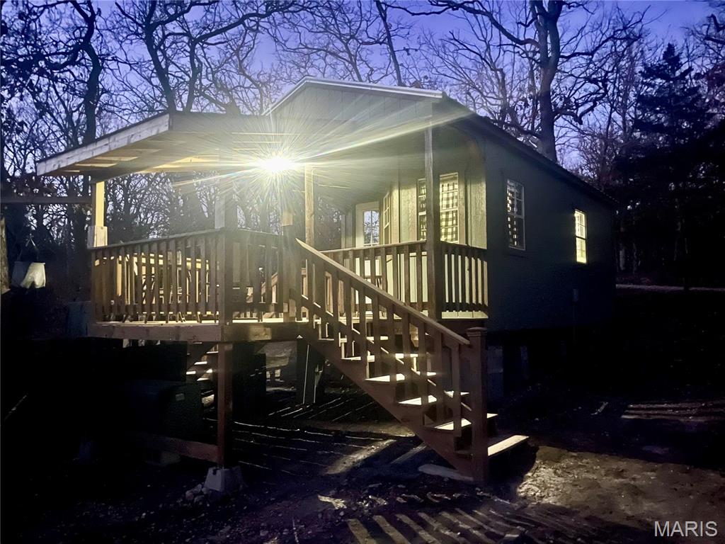 227 Champion Oak Trail