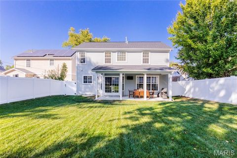 Tiny photo for 424 Julian Place, Kirkwood, MO 63122 (MLS # 26009206)