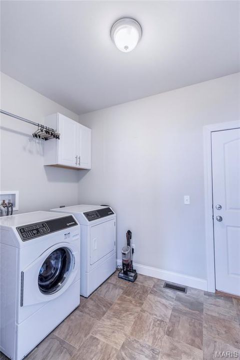 Tiny photo for 424 Julian Place, Kirkwood, MO 63122 (MLS # 26009206)