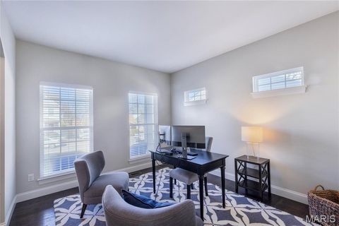 Tiny photo for 424 Julian Place, Kirkwood, MO 63122 (MLS # 26009206)