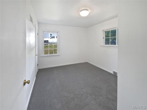 Tiny photo for 120 Birchwood Drive, Ballwin, MO 63011 (MLS # 25081190)