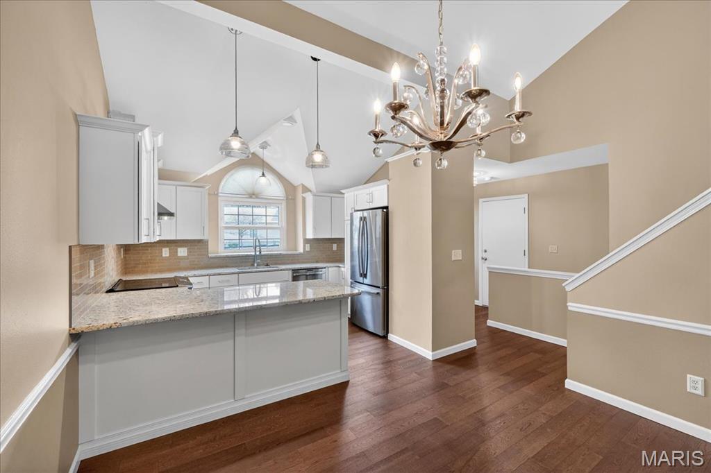 Woodlake Village Condo 6 - Residential