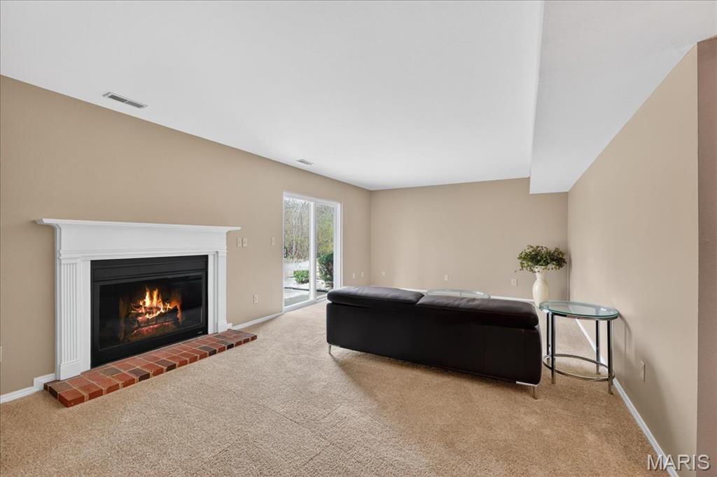 Woodlake Village Condo 6 - Residential