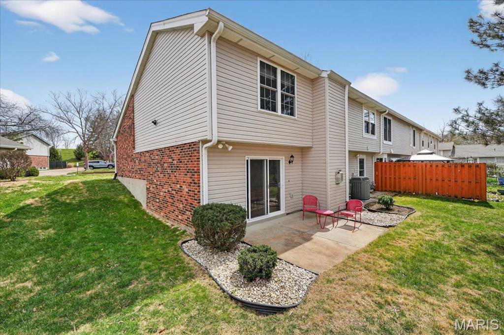 Woodlake Village Condo 6 - Residential