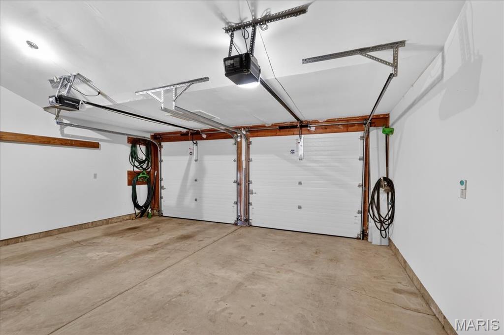 Woodlake Village Condo 6 - Residential