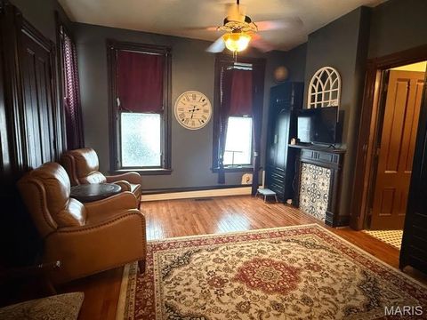 Tiny photo for 918 Center Street, Hannibal, MO 63401 (MLS # 26018429)