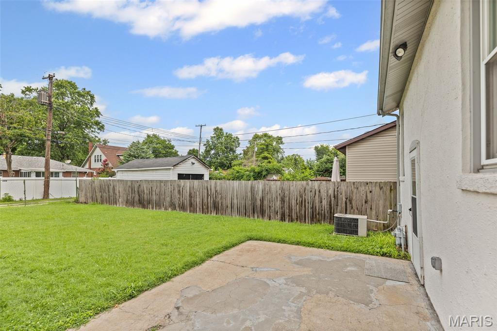 Granite City, Illinois 62040, United States, 1 Bedroom Bedrooms, ,1 BathroomBathrooms,Residential,Pending,181620