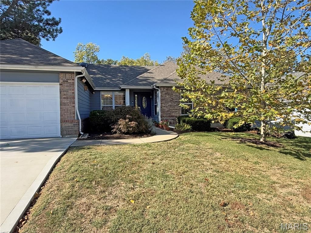 Photo of 1201 Dunston Drive, Unincorporated, MO 63146 (MLS # 25073094)