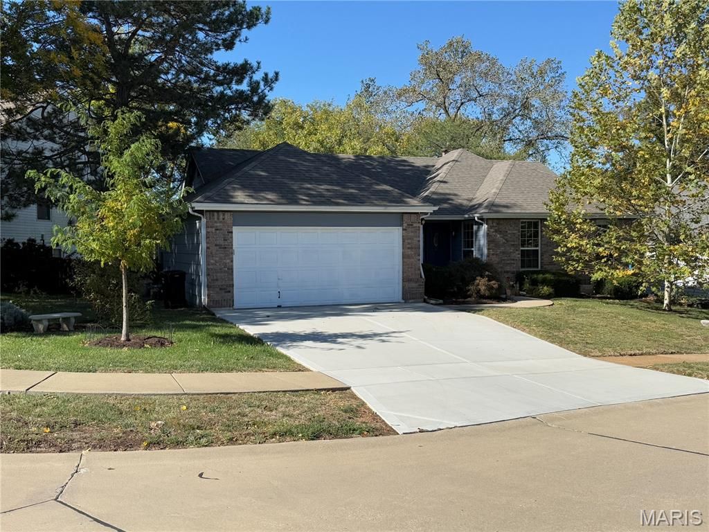 Photo of 1201 Dunston Drive, Unincorporated, MO 63146 (MLS # 25073094)