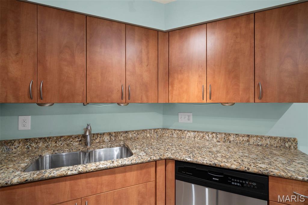 Wexford Condo Ph 03 - Residential