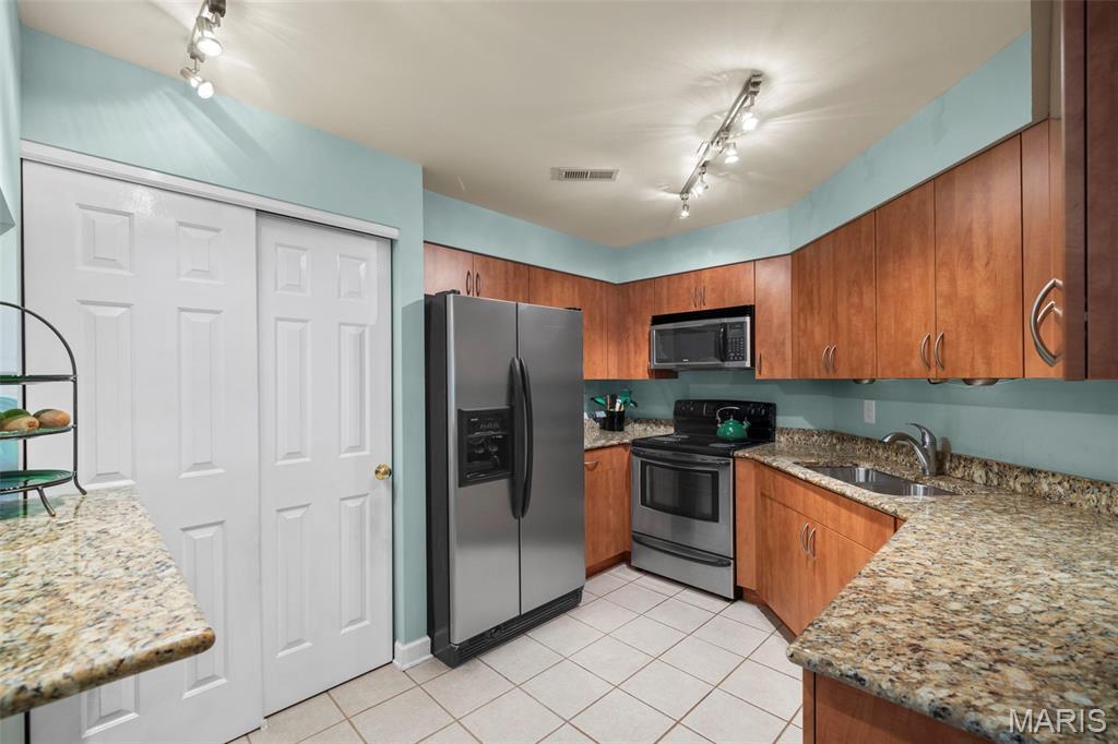 Wexford Condo Ph 03 - Residential