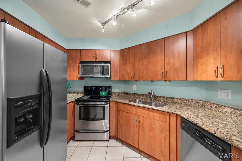 Wexford Condo Ph 03 - Residential