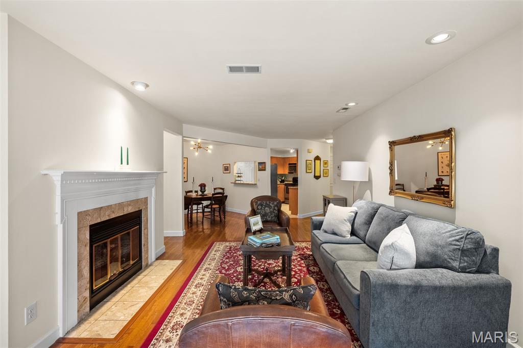 Wexford Condo Ph 03 - Residential