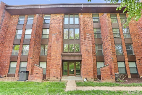 Photo of 514 Coeur De Royale Drive #205, Creve Coeur, MO 63141 (MLS # 26059778)