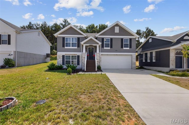 8253 Obrien Drive