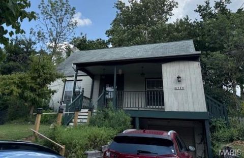 320 Frieda Avenue Kirkwood MO 63122