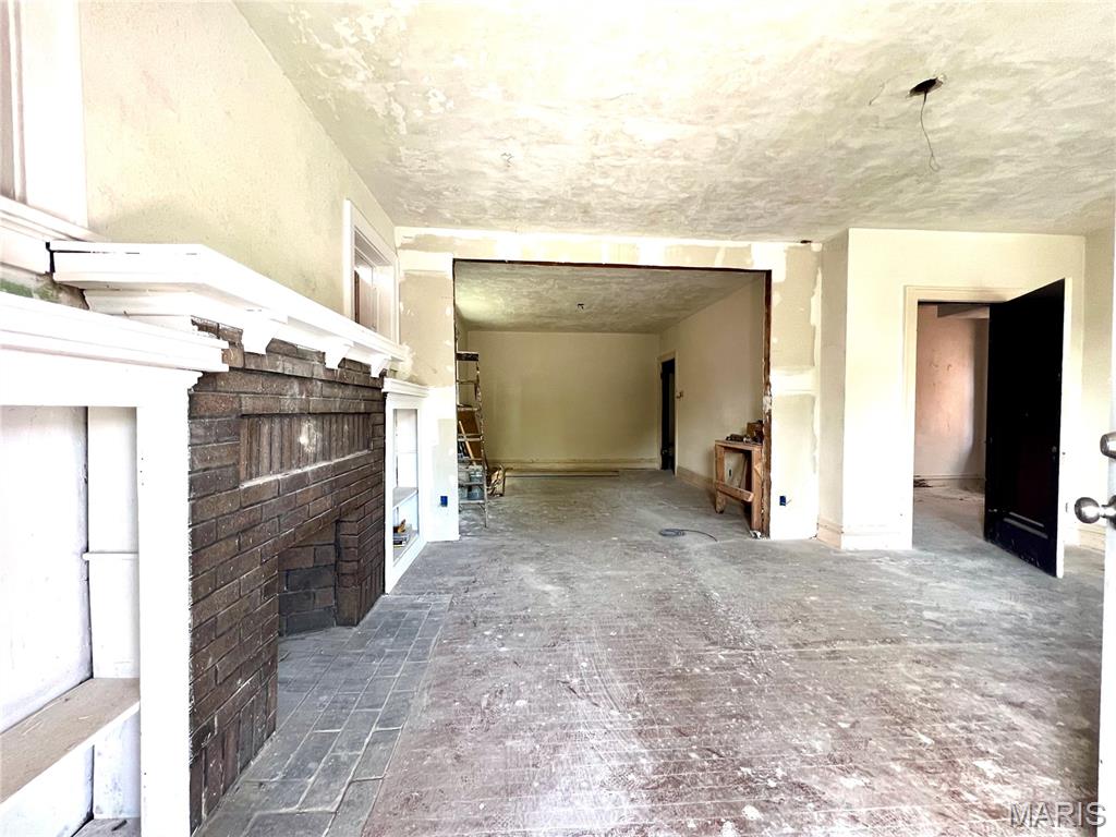 Jones Add - Residential Income