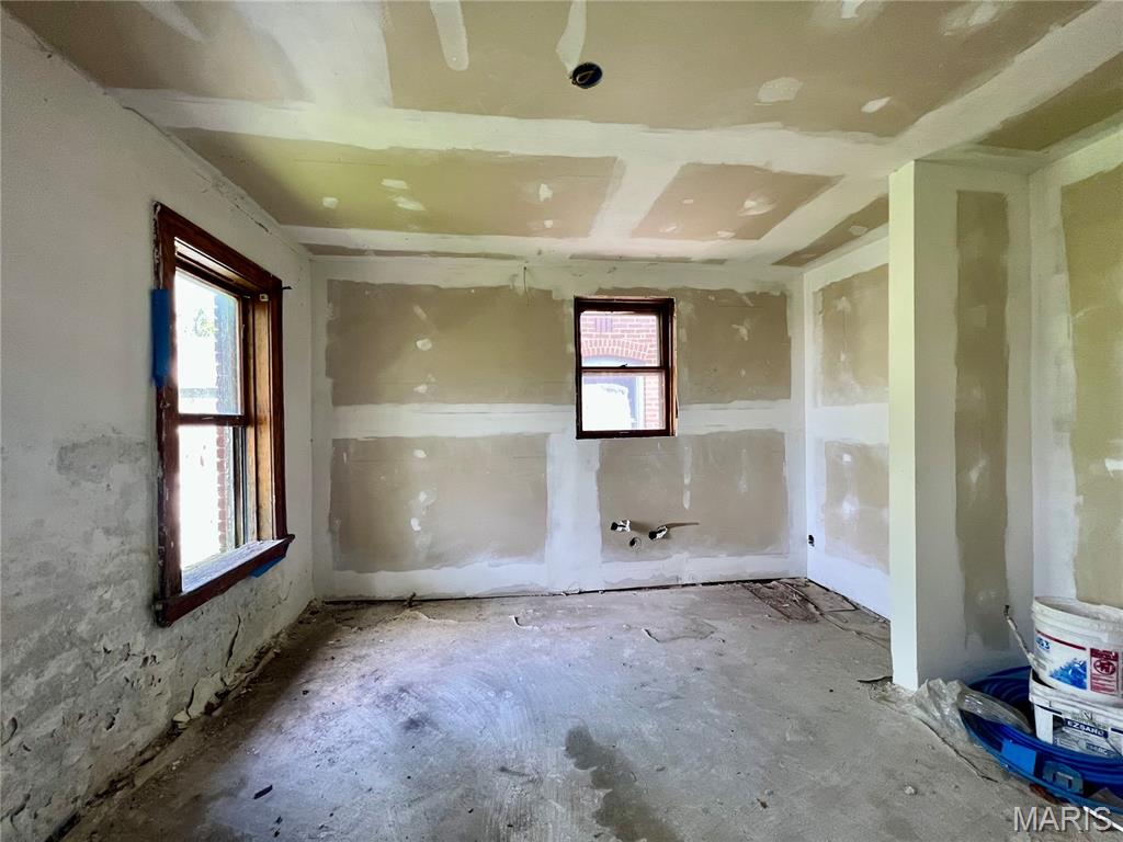 Jones Add - Residential Income