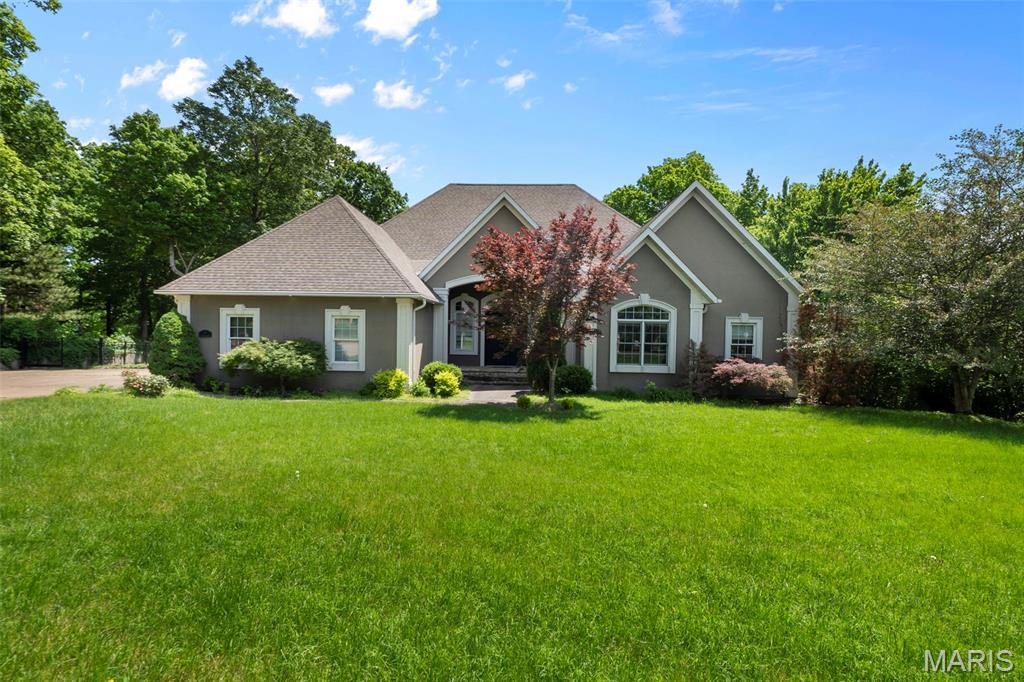 Windwood Lake Estate - Residential