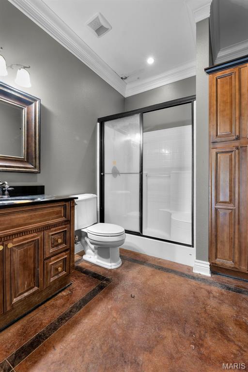 Windwood Lake Estate - Residential