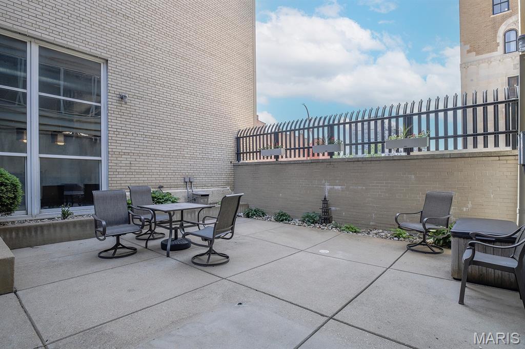 Annex Lofts Condo - Residential