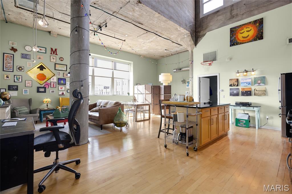 Annex Lofts Condo - Residential