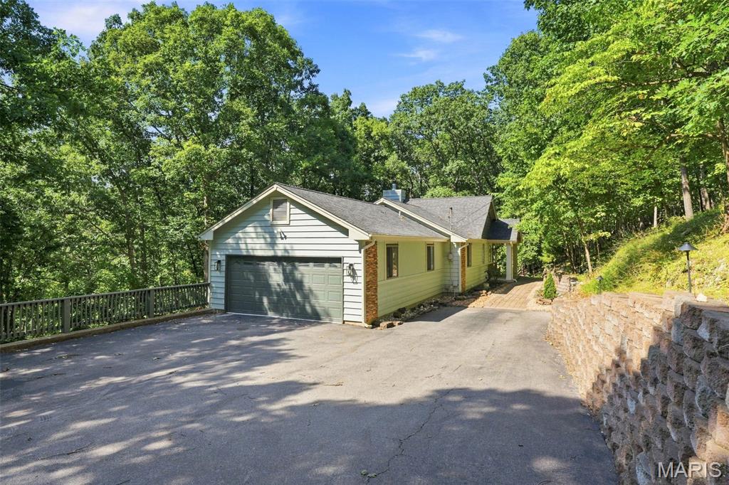 3311 Pine Cliff Road