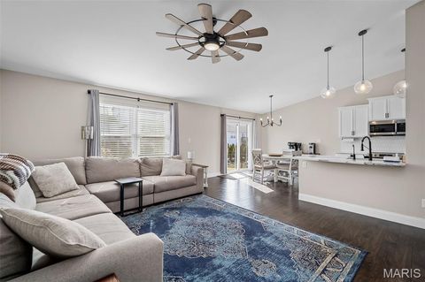 Tiny photo for 272 Hyde Park Avenue, Wentzville, MO 63385 (MLS # 26007404)