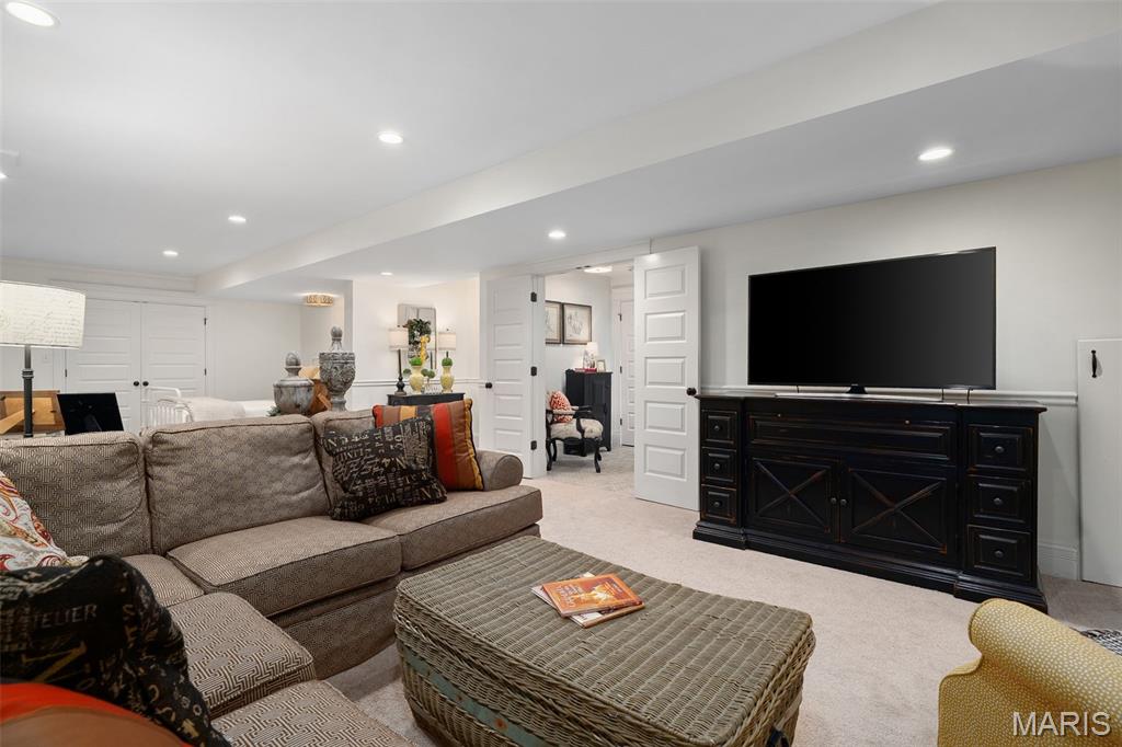 Woodlawn Country Club Grounds - Residential