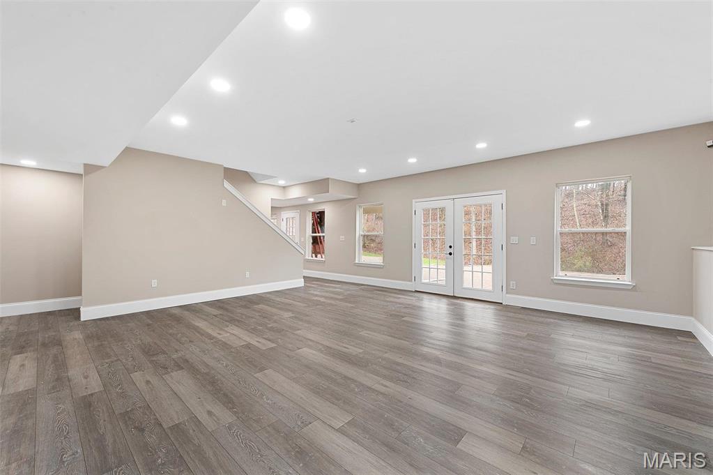 Hollow Hills - Residential