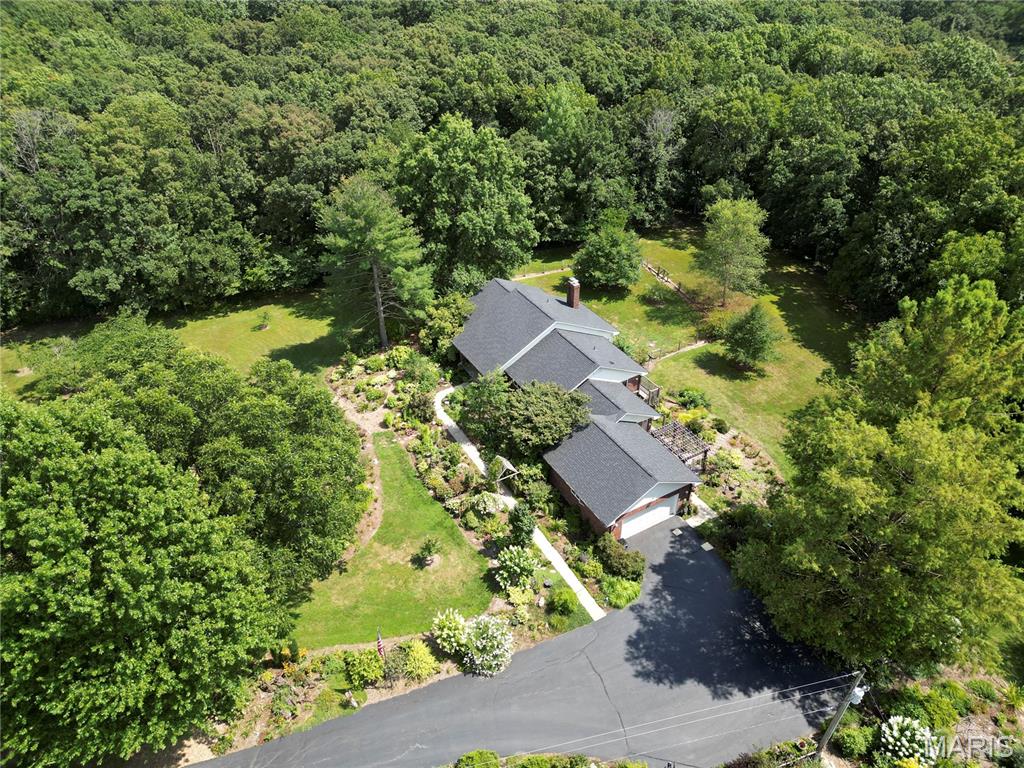 22660 Doe Haven