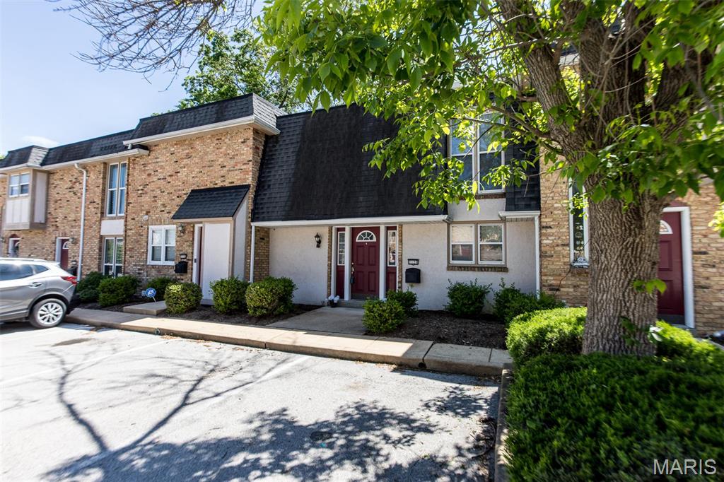 1128 Rue La Ville 1128