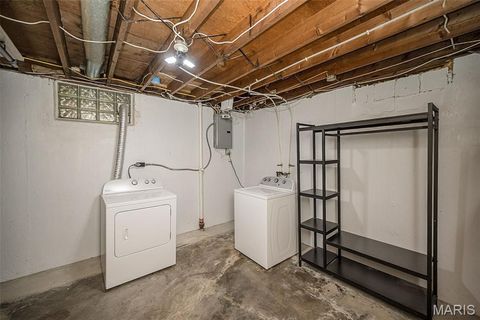 Tiny photo for 809 Lindell Drive, Ballwin, MO 63011 (MLS # 26030003)