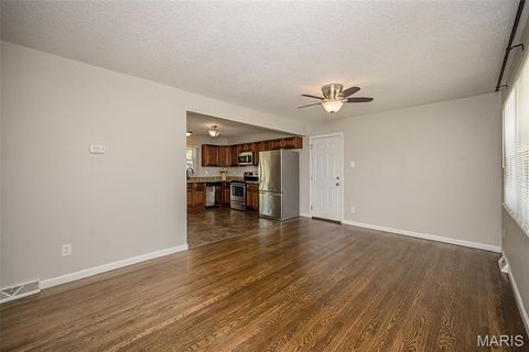Tiny photo for 809 Lindell Drive, Ballwin, MO 63011 (MLS # 26030003)