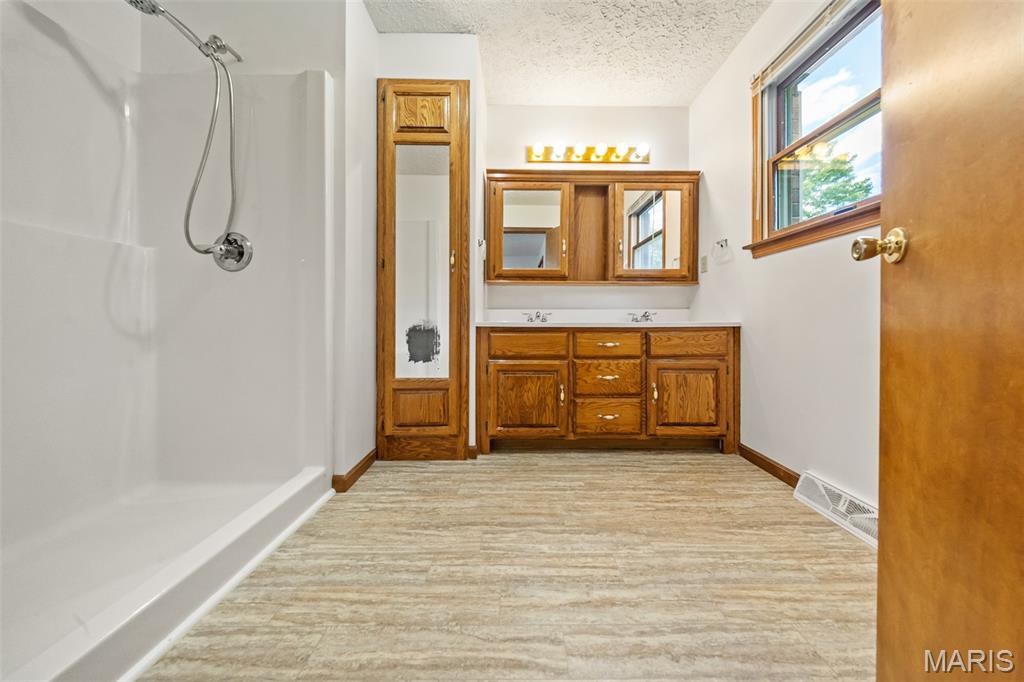 Tall Oaks Sub - Residential