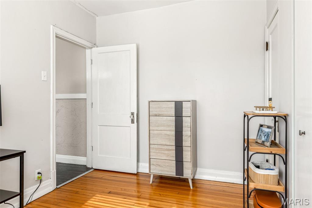 Laclede Race Course Sub - Residential Income